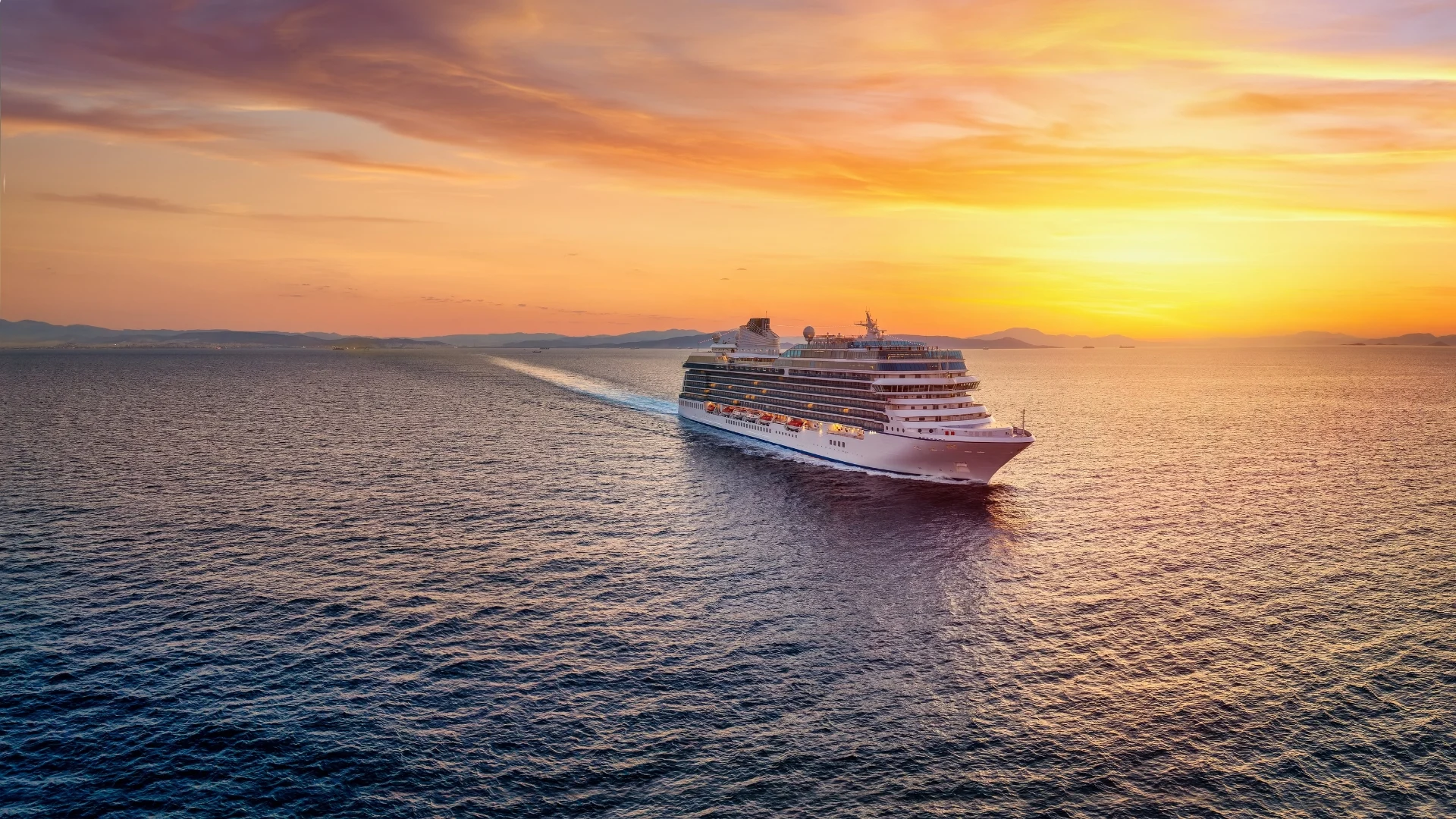 Blog_Choosing-the-Perfect-Cruise-What-You-Need-to-Know_Cruise-Ship-sunset