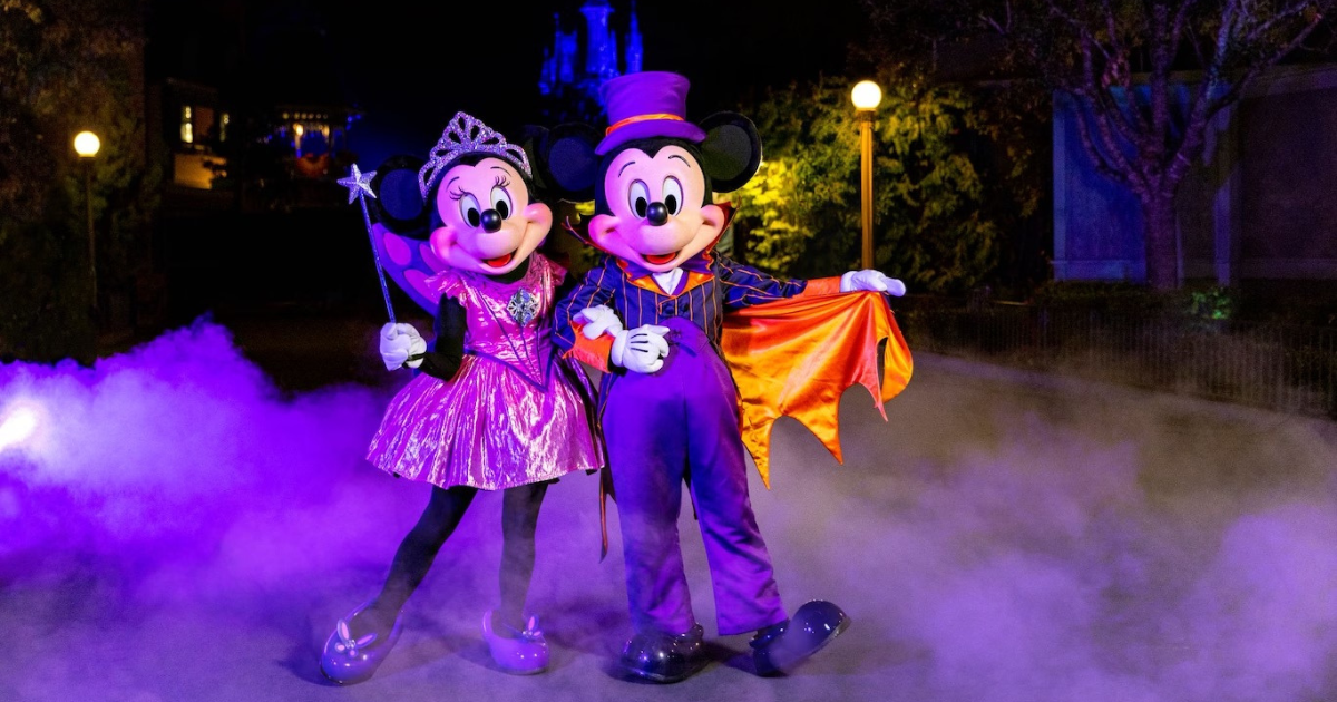 Halloween, Minnie and Mickey Disney